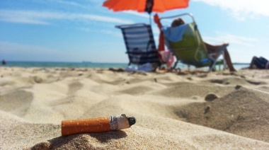 Verano sin humo: entra en vigencia la ordenanza que prohíbe fumar en balnearios privados