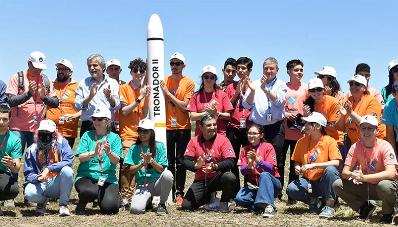 Lanzaron cinco satélites experimentales construidos por estudiantes de Argentina
