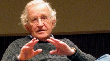 Chomsky: "Ucrania ya no es actor libre, depende de lo que determine EEUU"