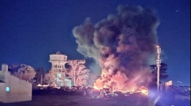 Necochea: un feroz incendio destruyó unos 30 autos y aseguran que fue intencional