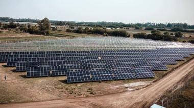 Inauguran el Parque Solar de Loma Verde, en Escobar