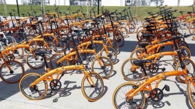 Entregan 1.000 bicicletas para estudiantes que se desempeñan en rubros esenciales