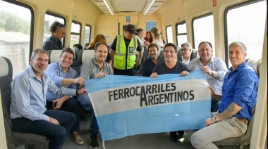 Luego de 30 años el tren volvió a pasar por la localidad bonaerense de Navarro