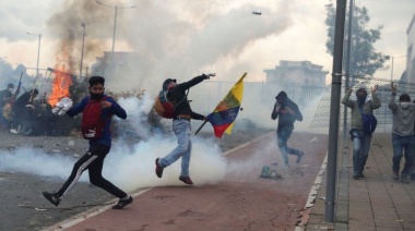 Lenín Moreno no logra controlar el estallido y decreta toque de queda en Ecuador