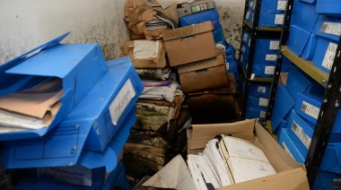 Encuentran archivos de Derechos Humanos bajo agua en el edificio Libertador