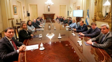 Kicillof destacó el lanzamiento de la Liga de Gobernadores en defensa del "desarrollo equitativo"