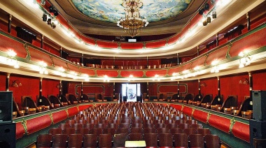Tras su remodelación y restauración reinauguran el histórico Teatro Español de Trenque Lauquen
