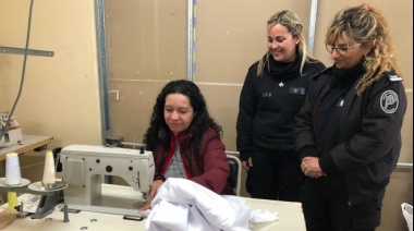 Mujeres detenidas confeccionaron sábanas e indumentaria quirúrgica para el Hospital Pintos