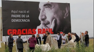 Raúl Alfonsín tendrá un homenaje sobre la Ruta 2 a la altura de Chascomús