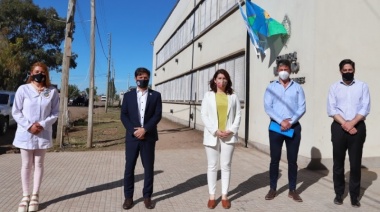 Kicillof inauguró las nuevas instalaciones de escuelas en Moreno, Mar Chiquita y La Plata