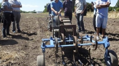 El INTA creó un tractor para que agricultores reemplacen la tracción a sangre