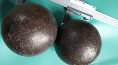 San Pedro: encuentran dos balas de cañón de casi 200 años