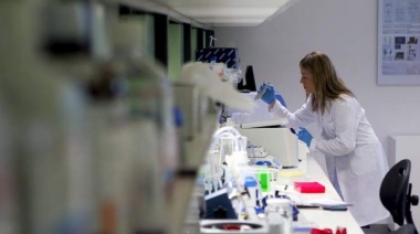 Los laboratorios bioquímicos alertan que podrían suspender su servicio por “aumento de insumos”
